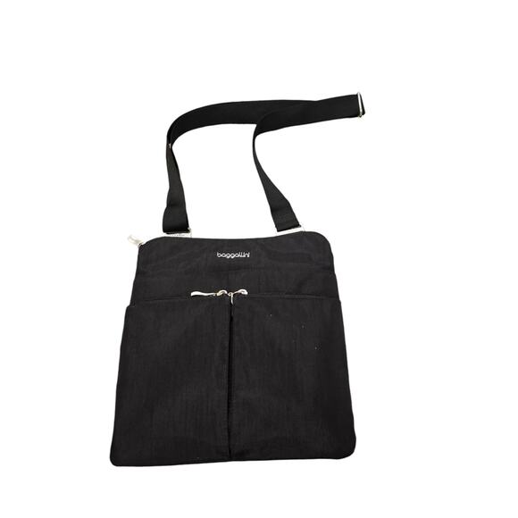 Baggallini Handbags - Black Baggallini Nylon Crossbody Bag Purse w/ Wristlet & Multiple Pockets